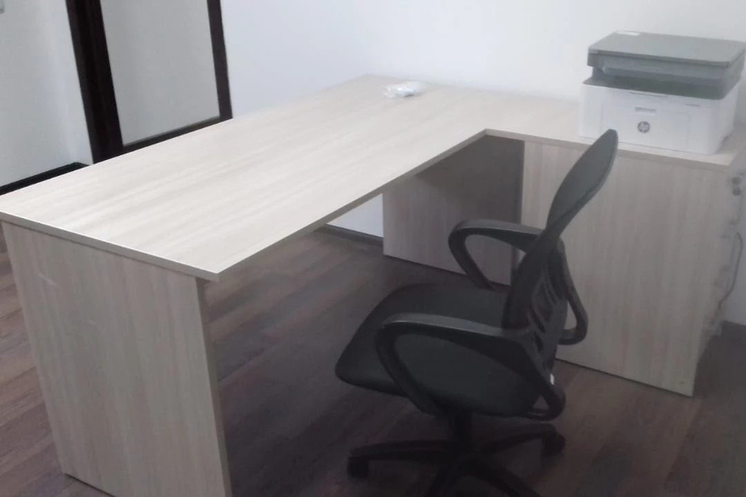 Стол рабочий А-004 Арго фото в интерьере 1